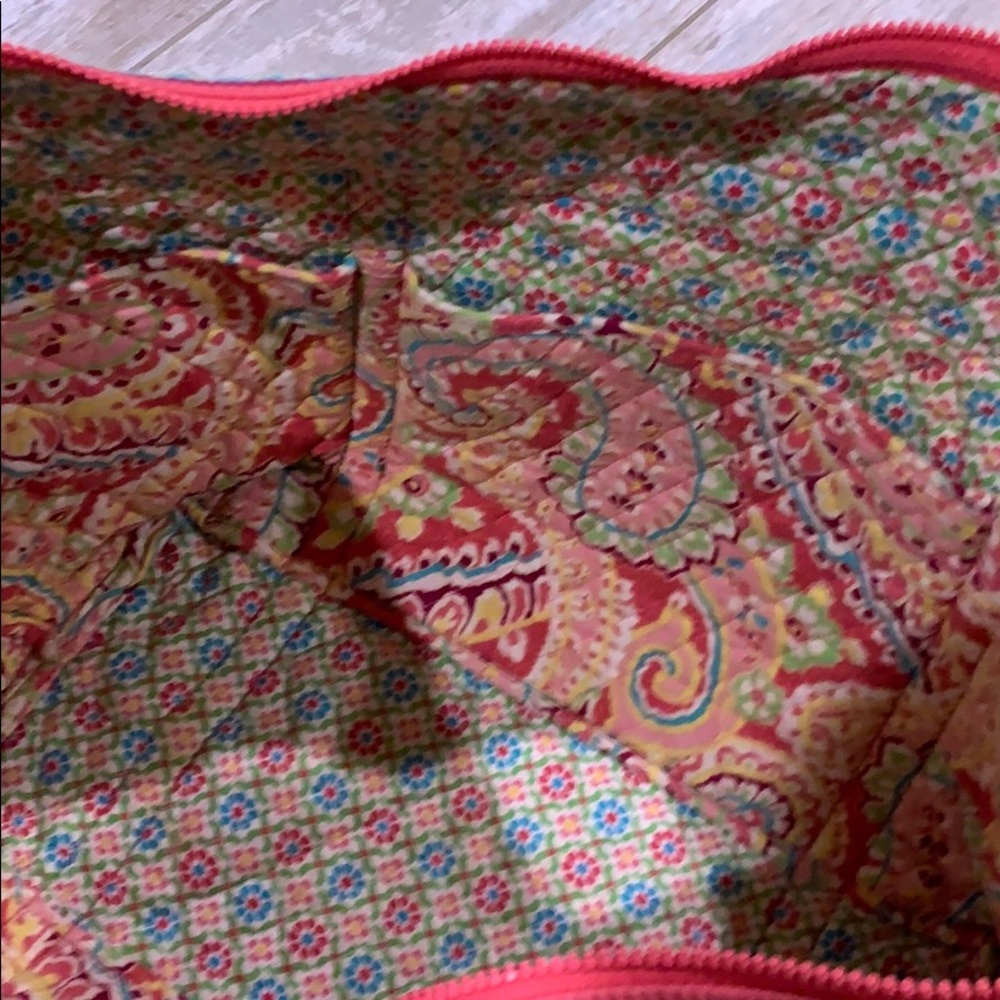 Vera Bradley pink Large overnight tote. - Picture 8 of 8